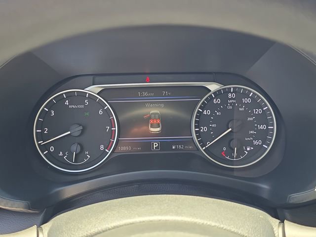 Certified 2025 Nissan Sentra SV image 32