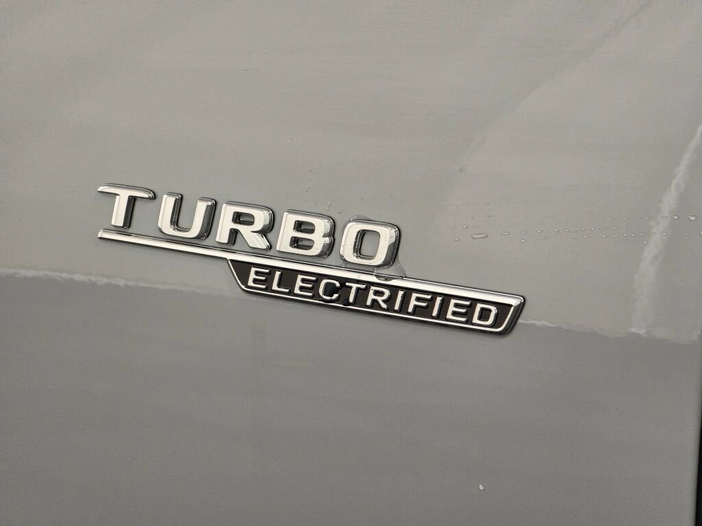 New 2026 Mercedes-Benz GLC 43 AMG 4MATIC image 21