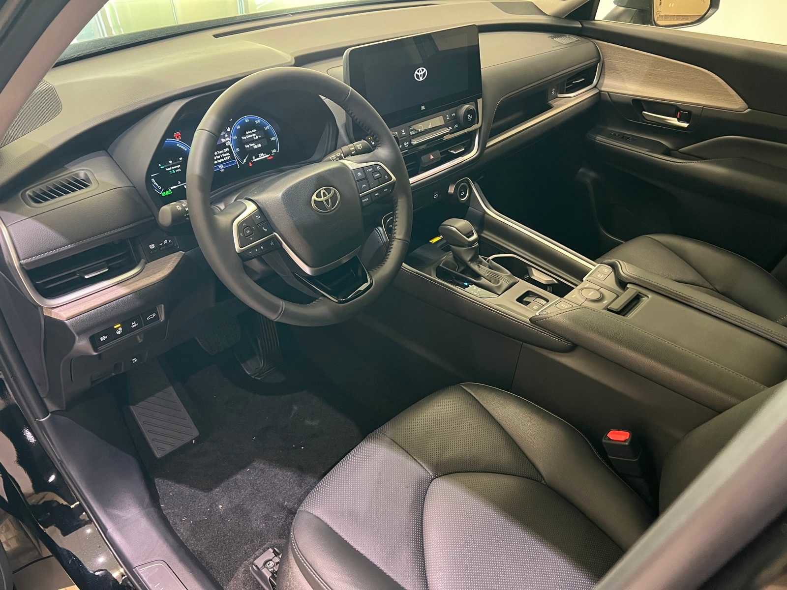 New 2026 Toyota Grand Highlander Limited image 2