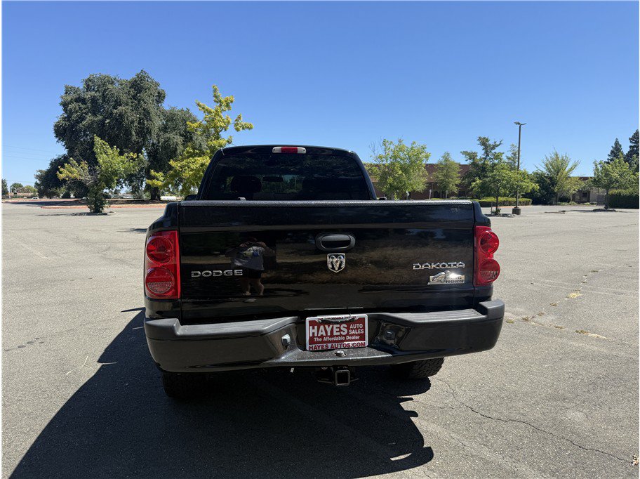 Used 2011 Dodge Dakota Big Horn AWD/4WD image 4