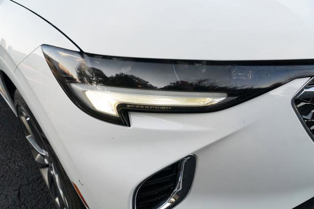 Used 2021 Buick Envision Avenir w/ Technology Package II image 32