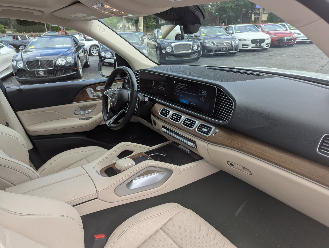 Used 2024 Mercedes-Benz GLE 450 4MATIC image 36