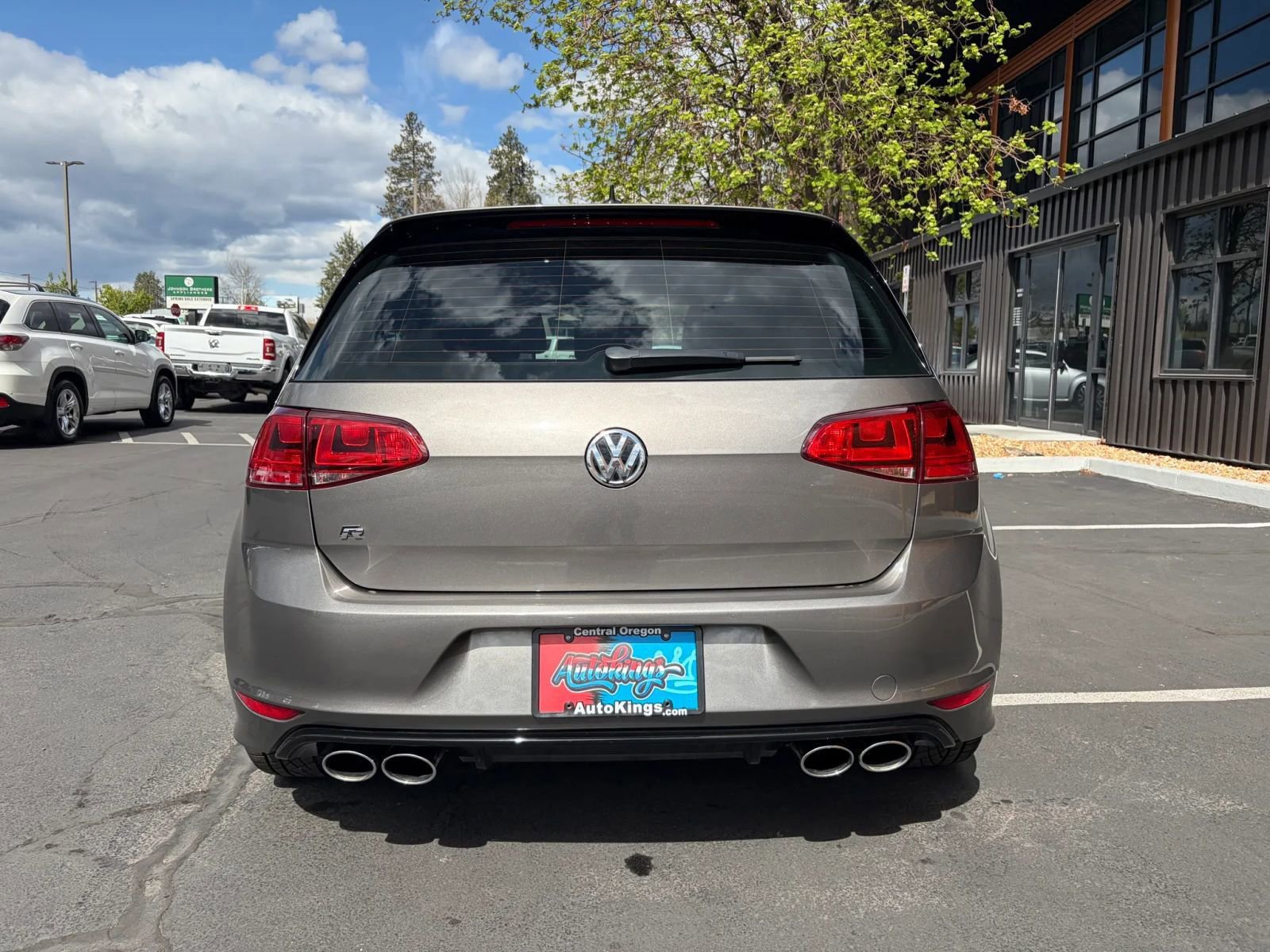 Used 2016 Volkswagen Golf R 4-Door AWD/4WD image 4