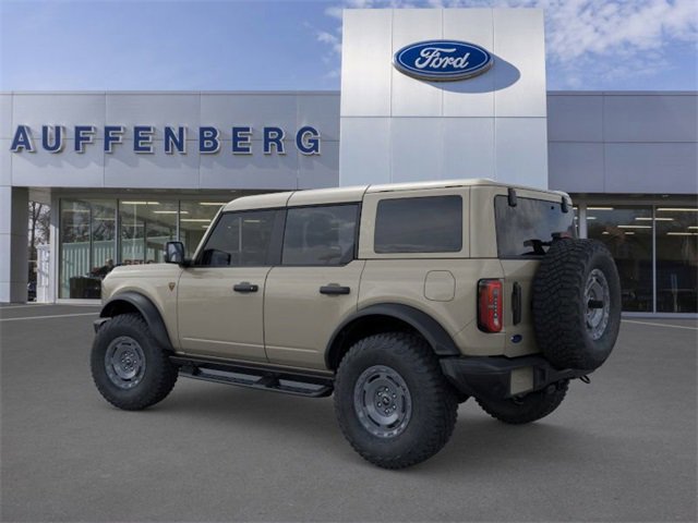 New 2025 Ford Bronco Badlands image 4