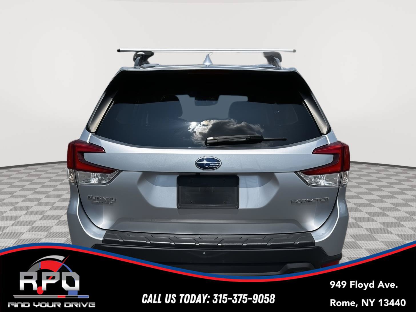 Used 2019 Subaru Forester Premium AWD/4WD image 4