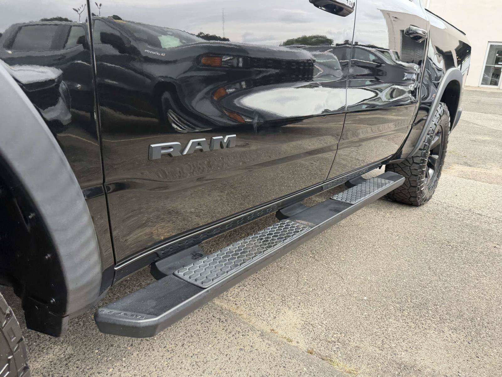 Used 2020 RAM 1500 Rebel w/ Rebel Level 2 Equipment Group AWD/4WD image 8
