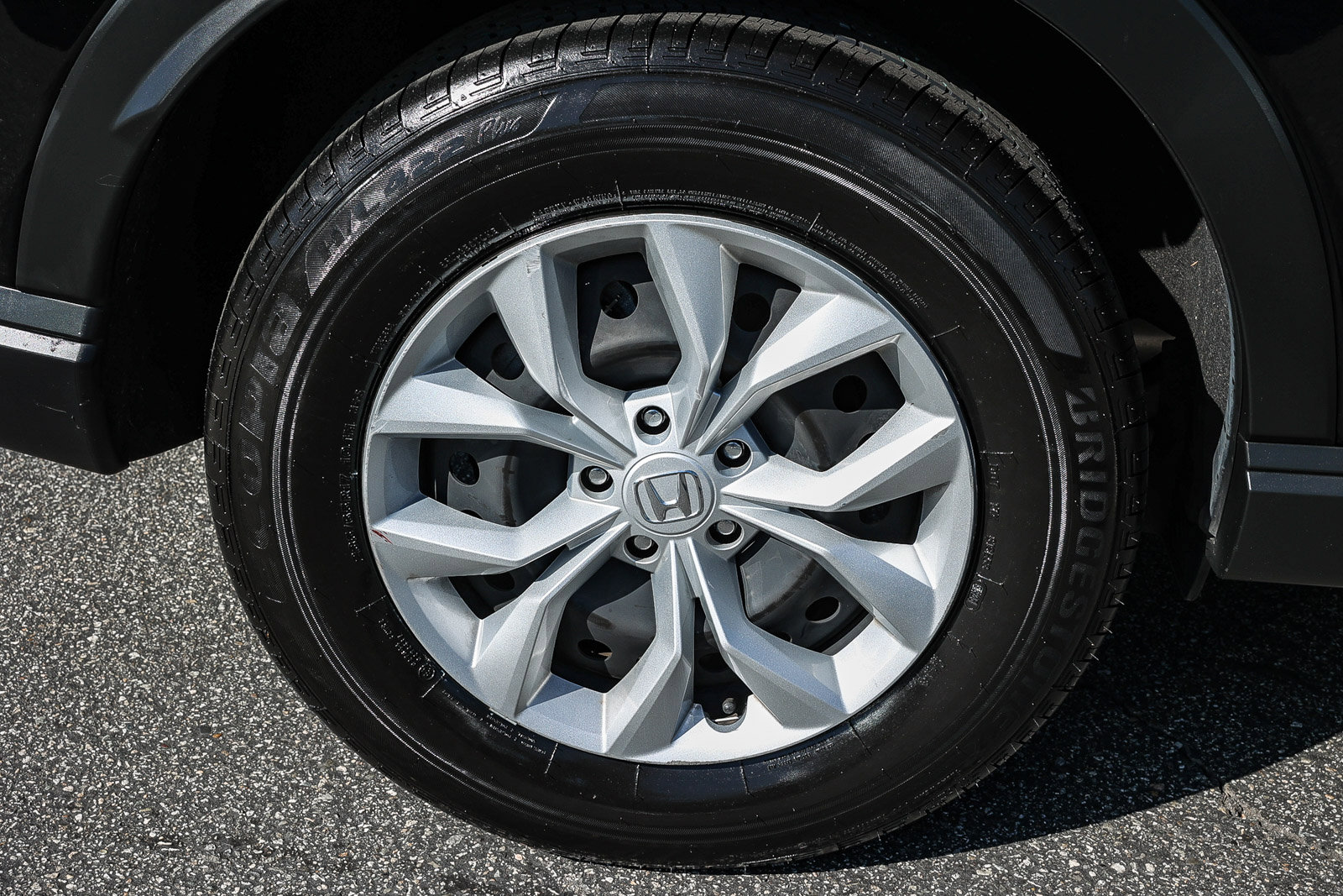 Used 2024 Honda CR-V LX image 12