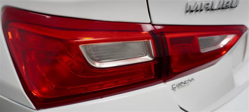 Used 2018 Chevrolet Malibu LT image 35