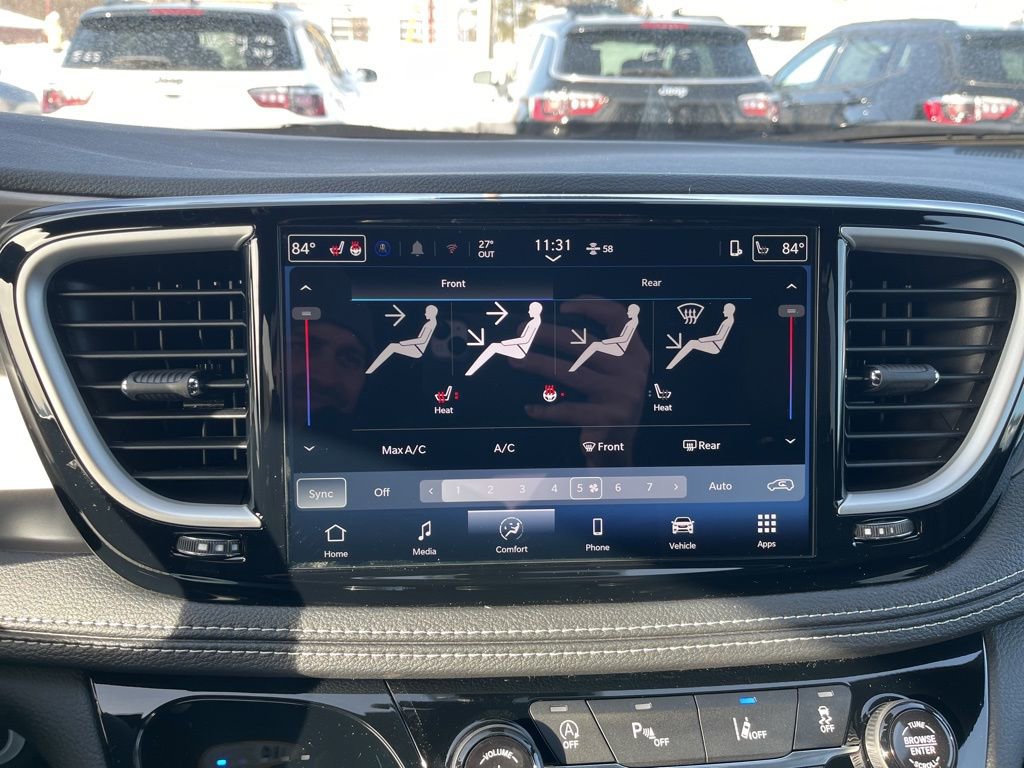 New 2026 Chrysler Pacifica Select FWD image 24
