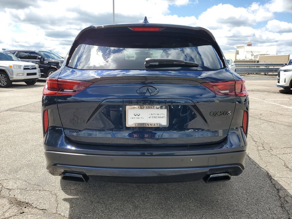 Used 2025 INFINITI QX50 Sport w/ Cargo Package AWD/4WD image 4