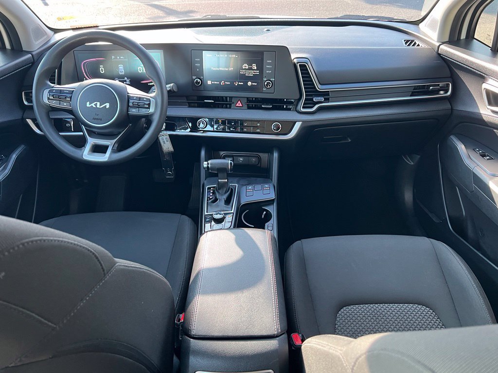 Used 2024 Kia Sportage LX AWD/4WD image 10