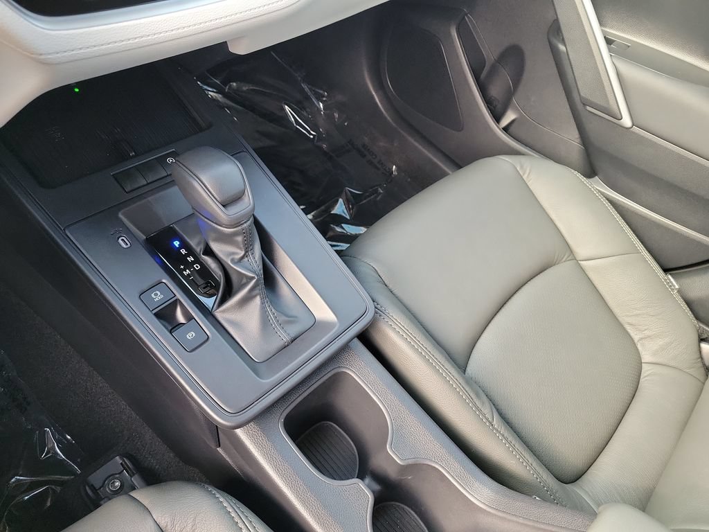 Certified 2026 Toyota Corolla Cross LE FWD image 18