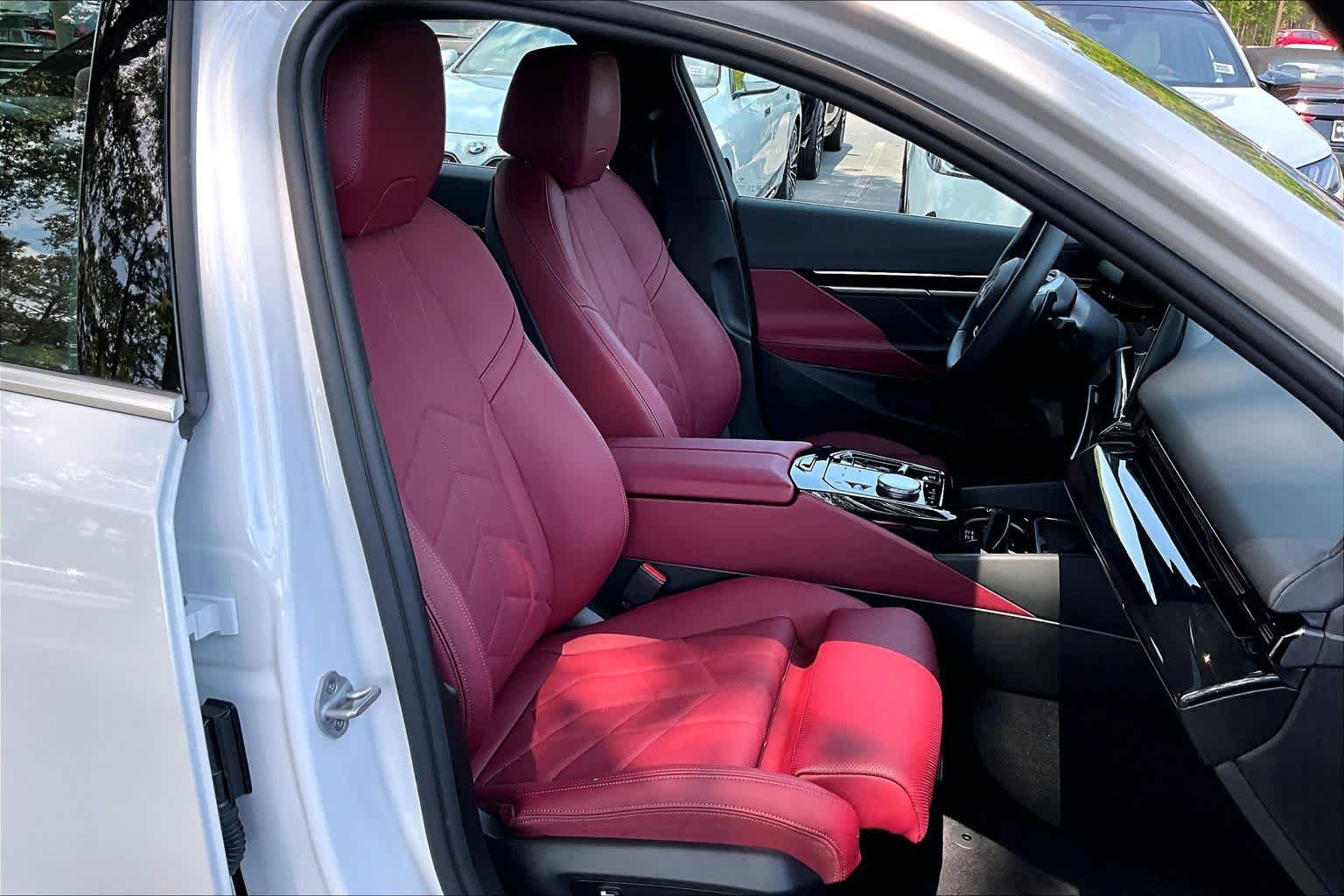 Certified 2026 BMW 530i RWD image 9