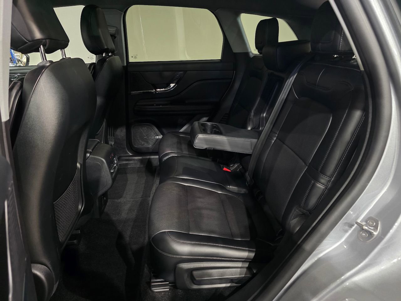 Used 2022 Lincoln Corsair AWD w/ Premium Package image 36