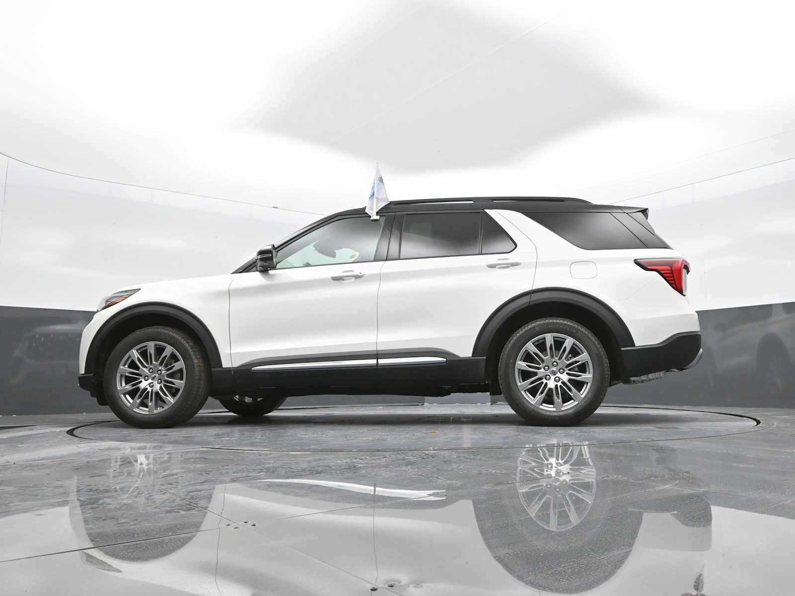 New 2026 Ford Explorer Platinum image 61