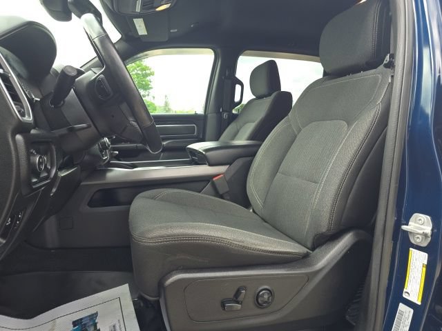 Used 2019 RAM 1500 Big Horn AWD/4WD image 9