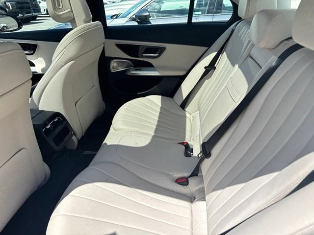 Used 2024 Mercedes-Benz E 350 4MATIC Sedan image 22