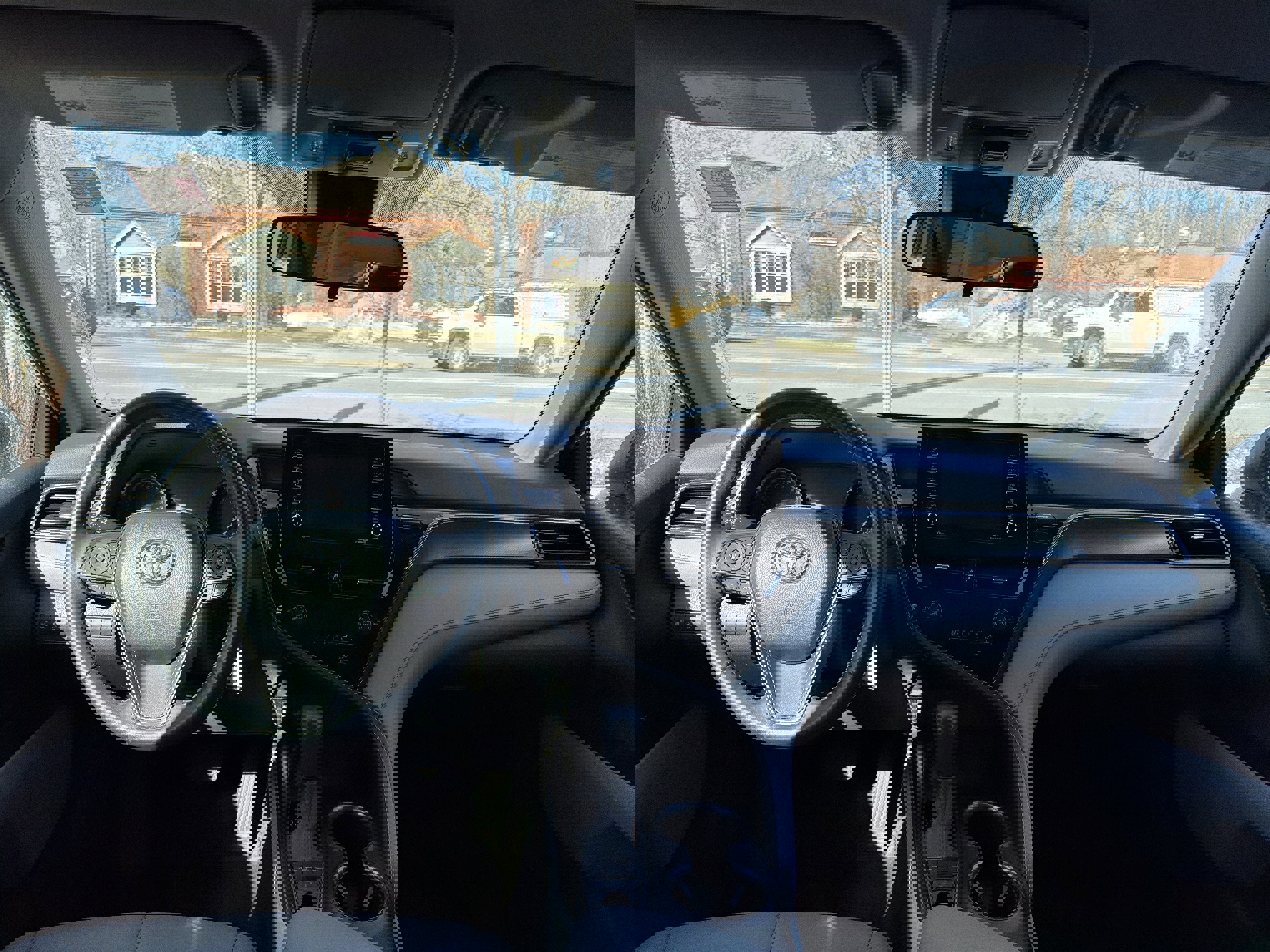 Used 2023 Toyota Camry SE image 12