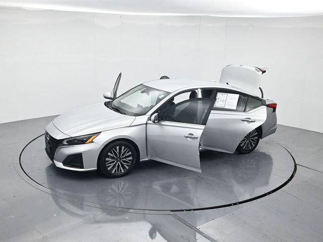 Used 2023 Nissan Altima 2.5 SV image 46