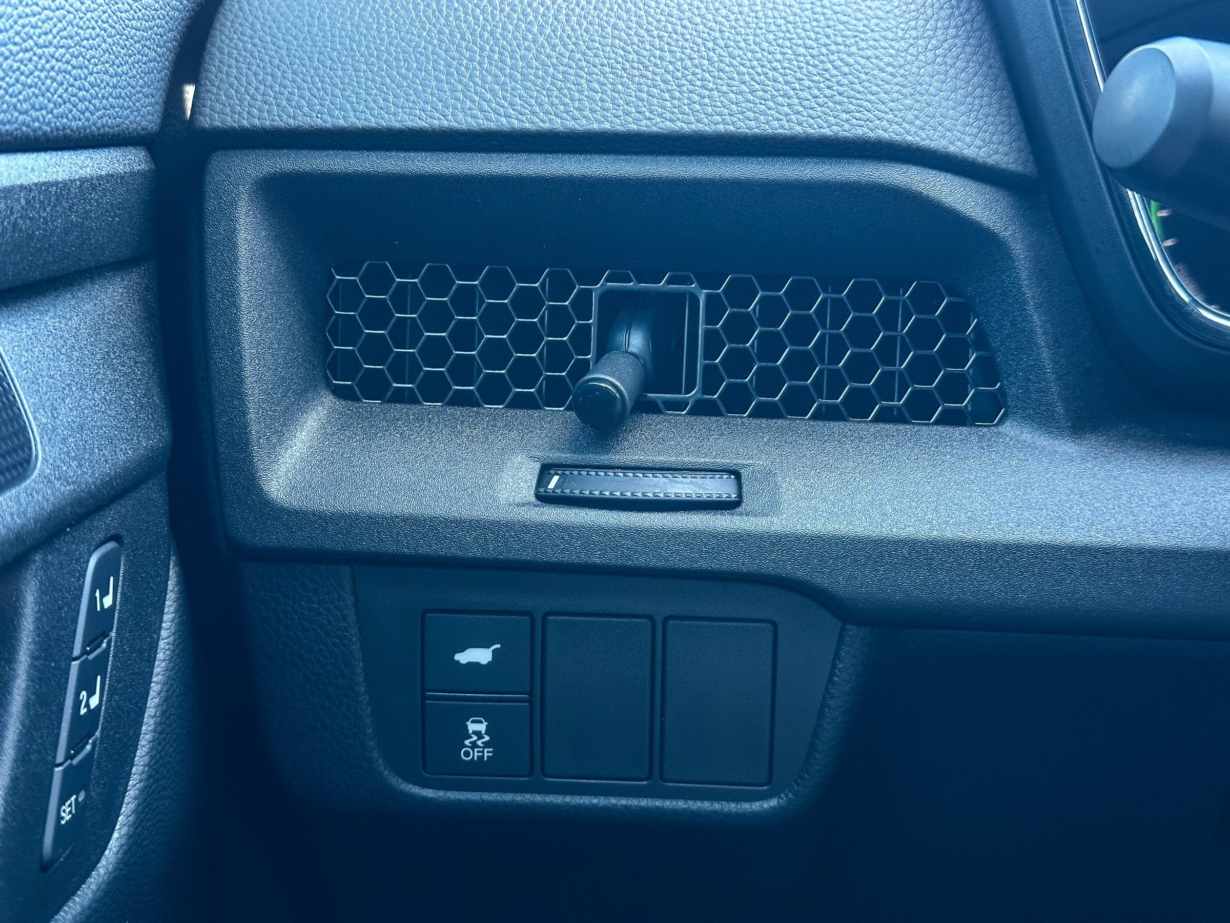 Used 2025 Honda CR-V Sport-L image 37