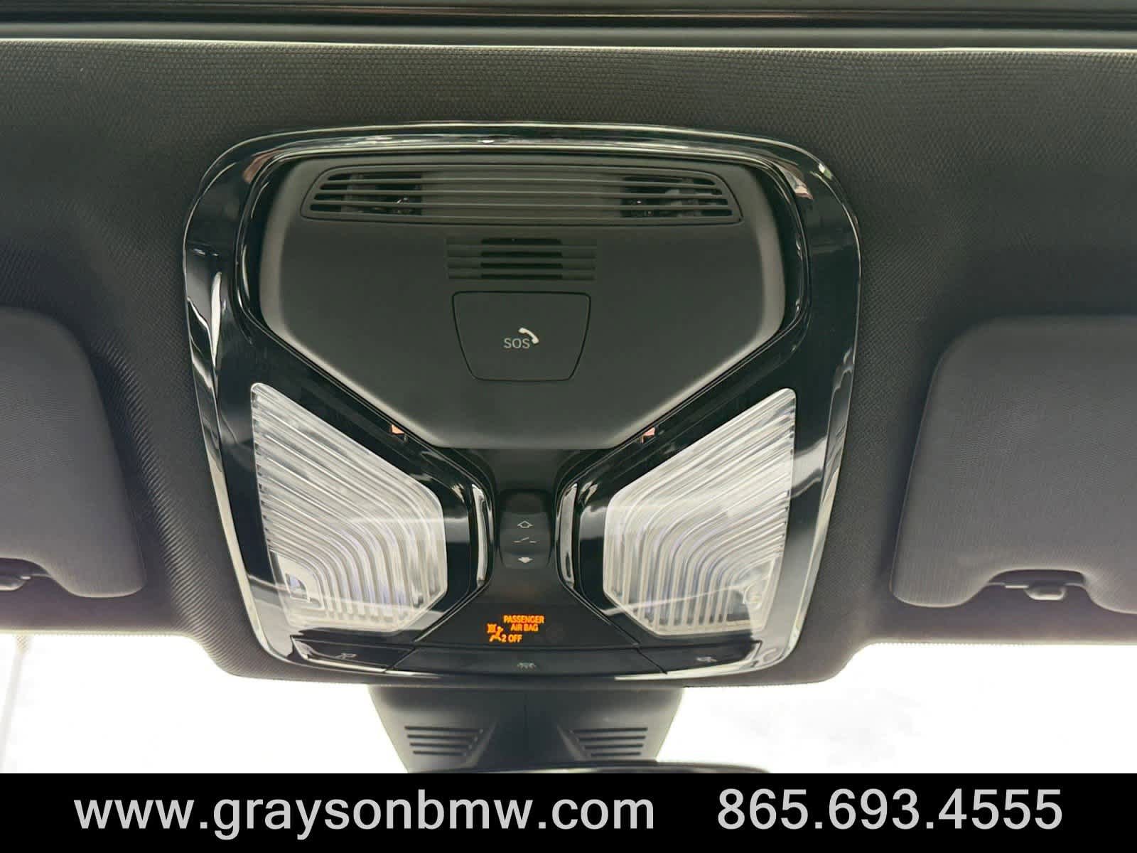 Used 2025 BMW 330i xDrive Sedan image 28