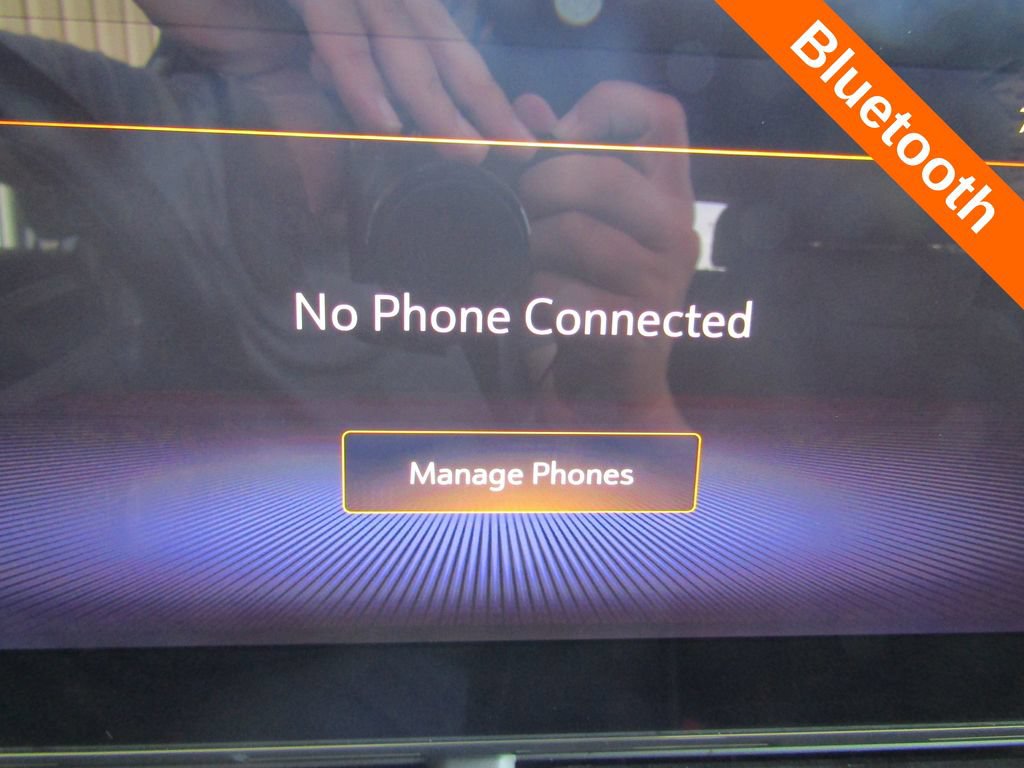 Used 2024 Chevrolet Trax LT FWD image 6