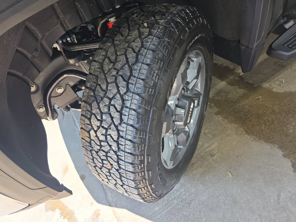 New 2026 GMC Sierra 2500 SLT AWD/4WD image 33