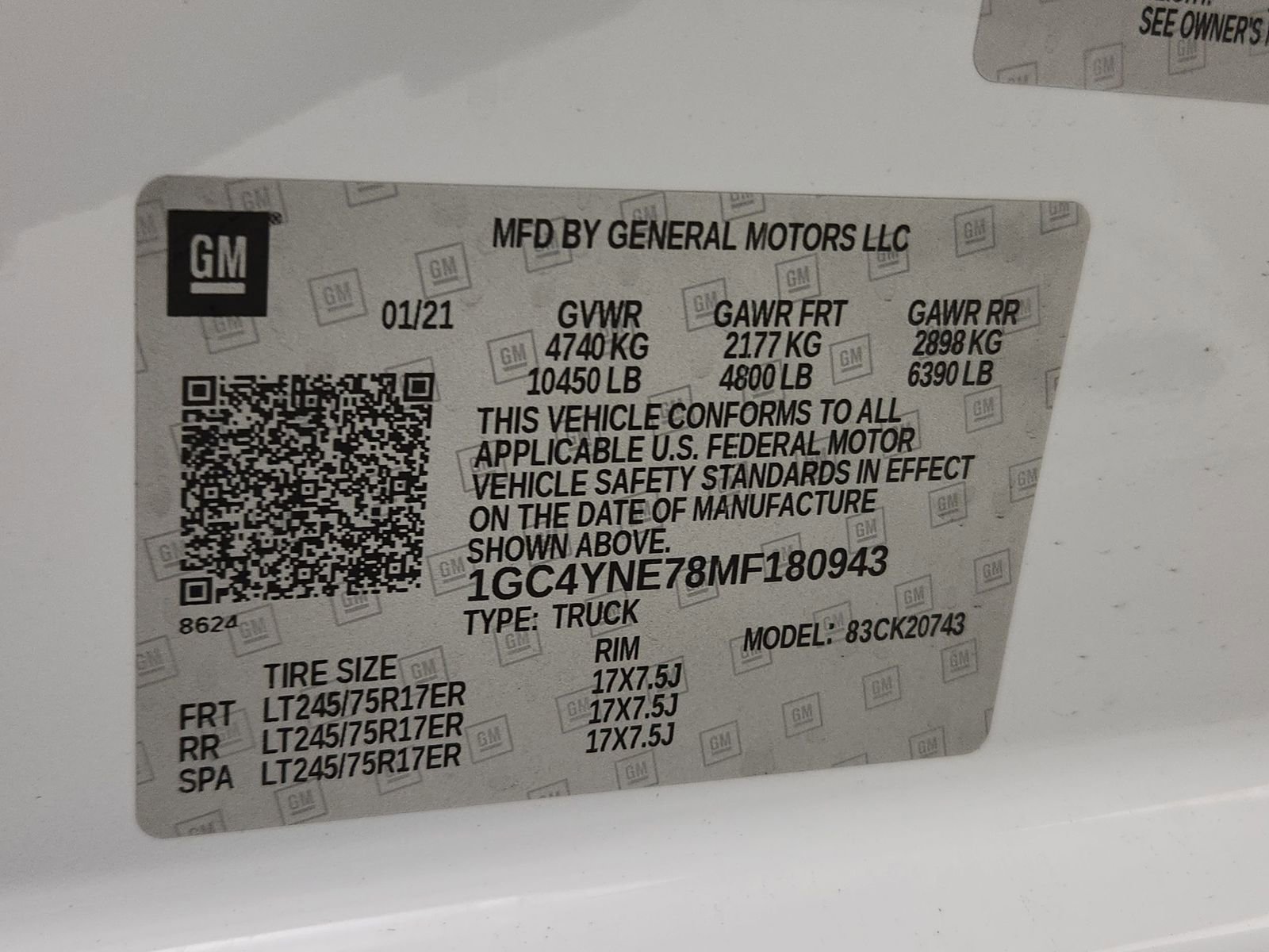 Used 2021 Chevrolet Silverado 2500 LT w/ Convenience Package image 23