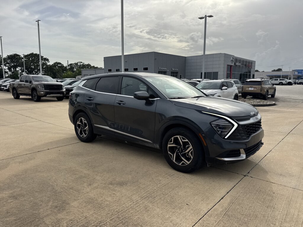Certified 2024 Kia Sportage LX FWD image 14