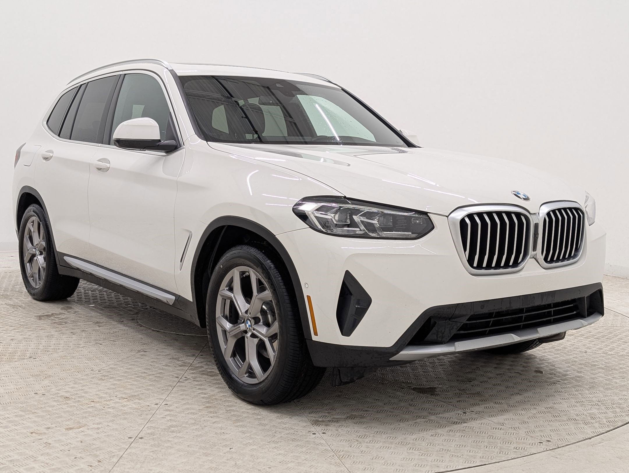 Certified 2023 BMW X3 sDrive30i w/ Premium Package image 7