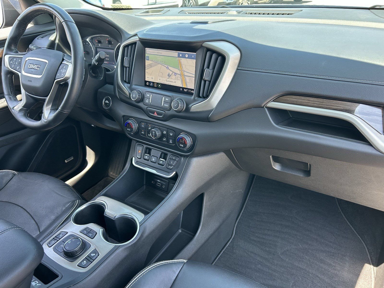 Certified 2020 GMC Terrain Denali w/ Denali Premium Package AWD/4WD image 13