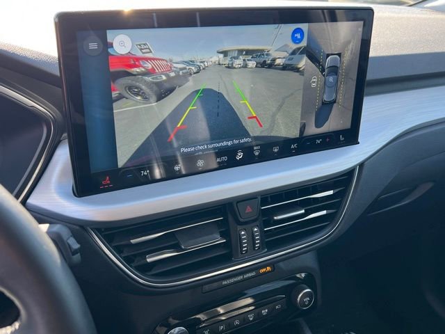 Used 2024 Ford Escape Platinum image 24