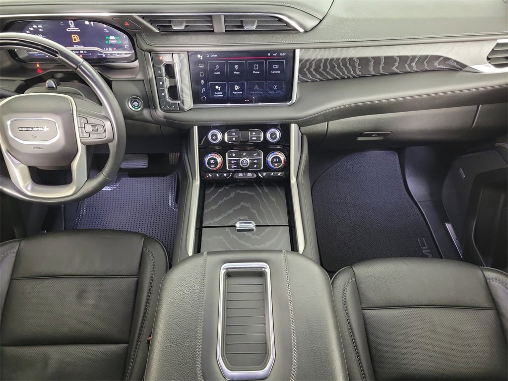 Used 2023 GMC Yukon Denali w/ Denali Reserve Package image 15