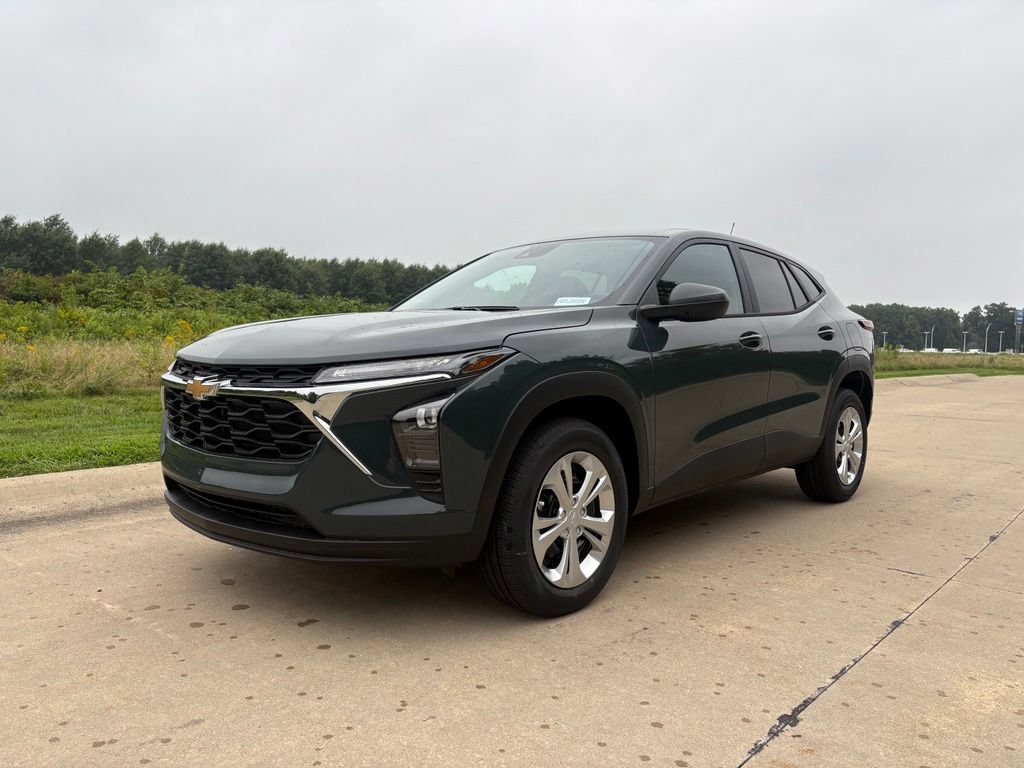 New 2026 Chevrolet Trax LS w/ Driver Confidence Package