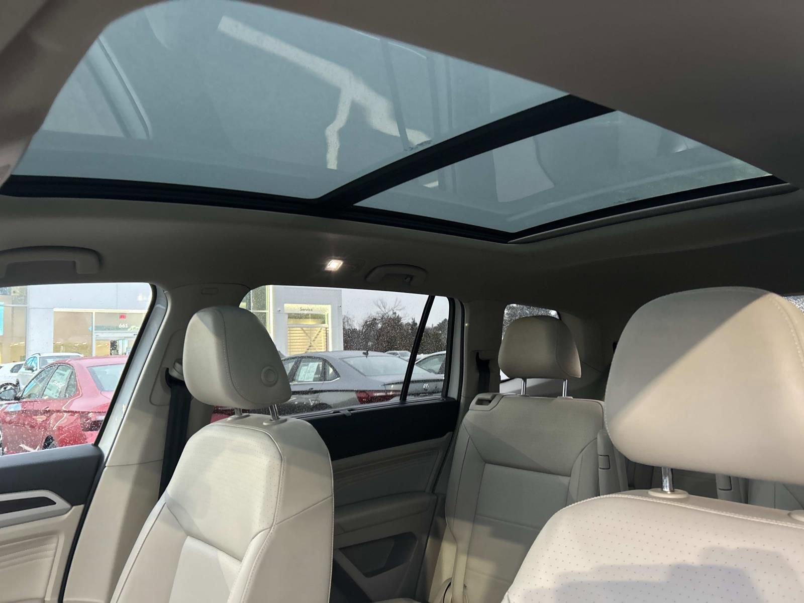 Certified 2022 Volkswagen Atlas SE image 25