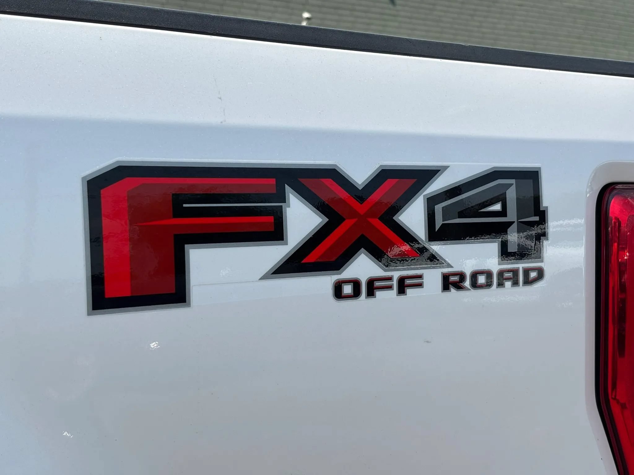 Used 2019 Ford F250 Lariat w/ Lariat Ultimate Package AWD/4WD image 14
