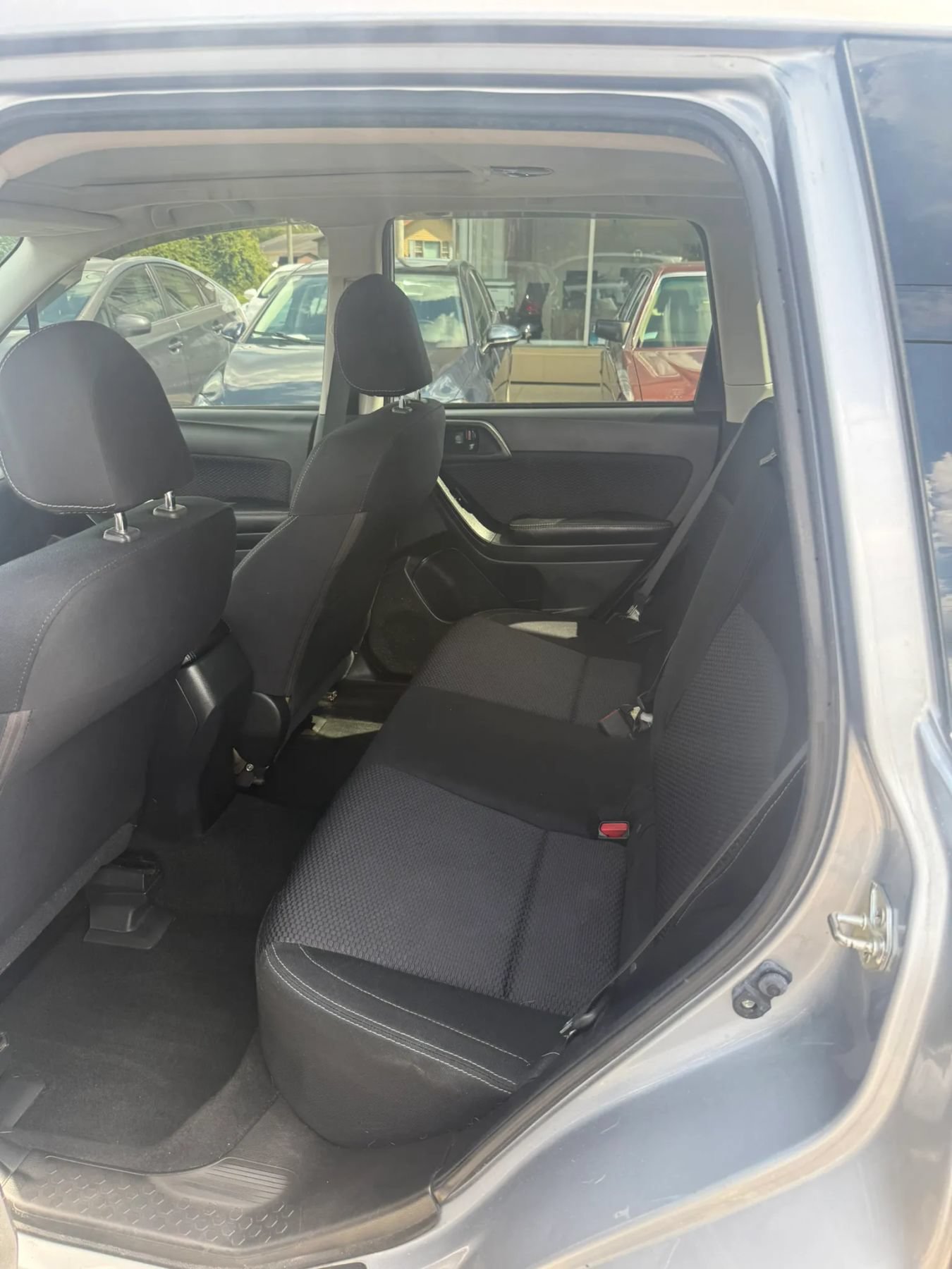 Used 2017 Subaru Forester 2.5i Premium AWD/4WD image 17