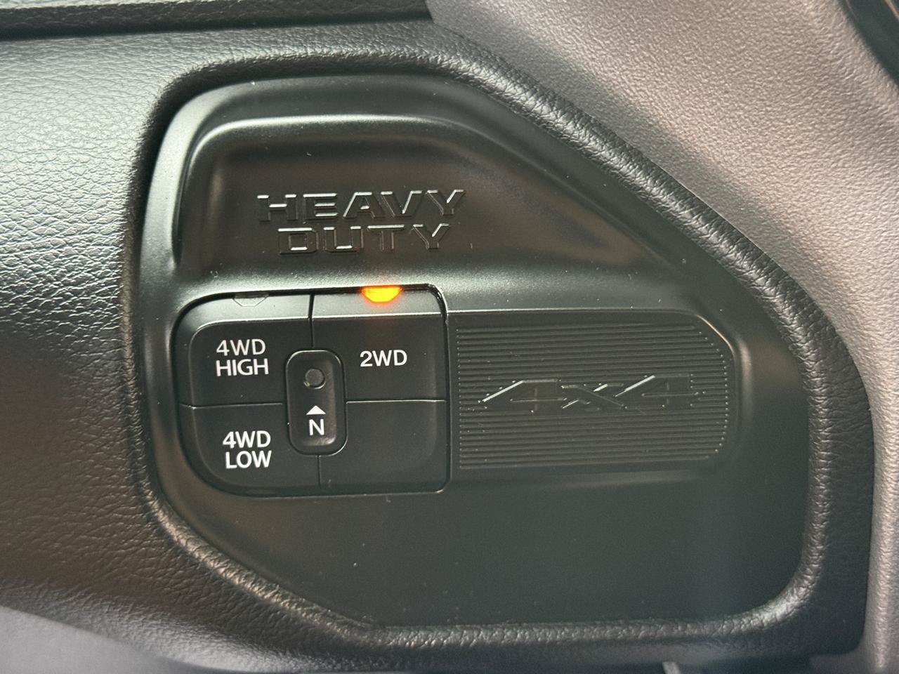Used 2024 RAM 3500 Big Horn w/ Night Edition AWD/4WD image 25