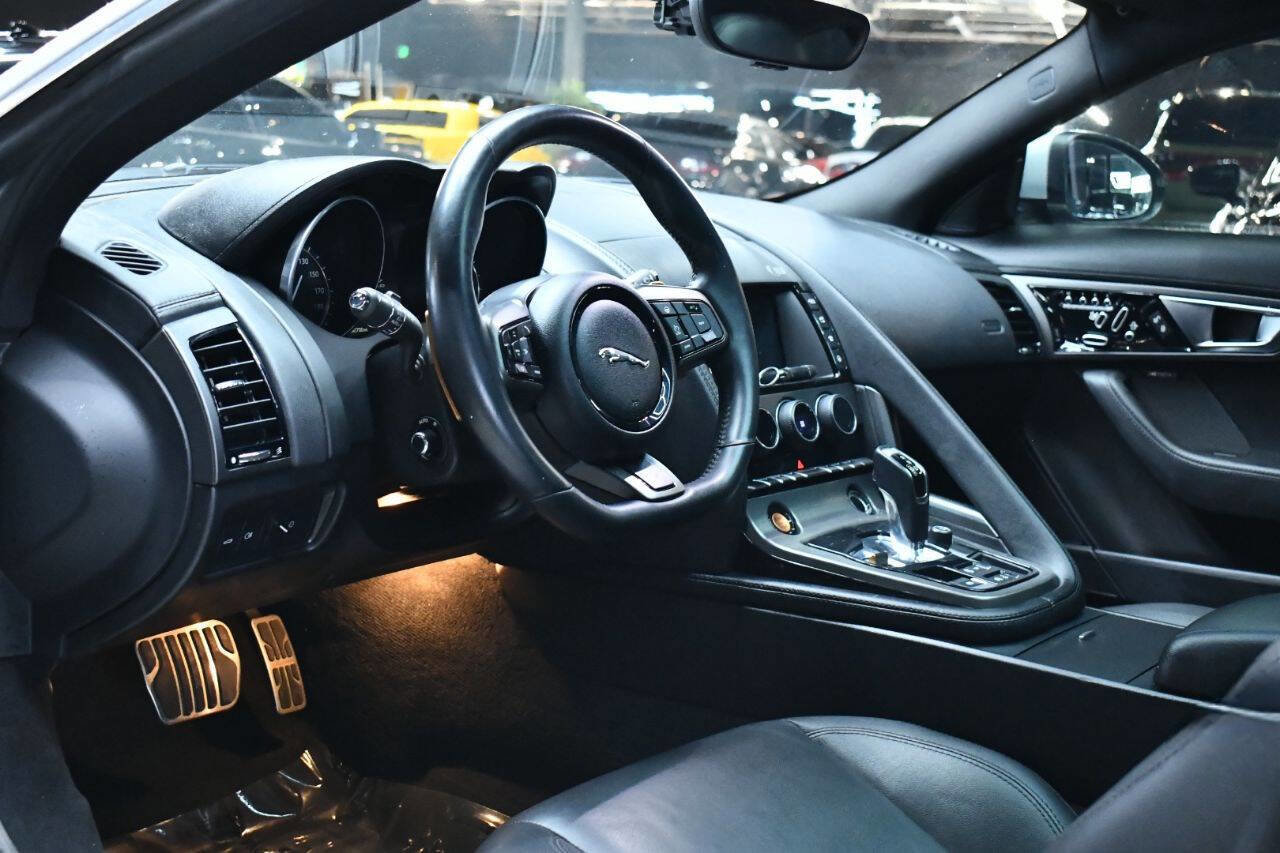 Used 2016 Jaguar F-TYPE S image 53
