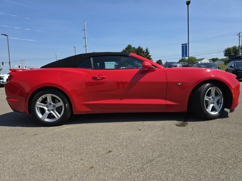 Used 2023 Chevrolet Camaro LT RWD image 19