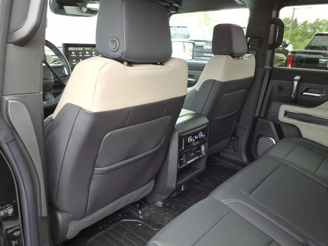 New 2026 GMC Hummer EV 4x4 Crew Cab image 15