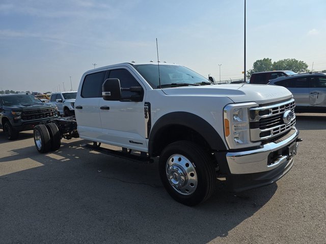 Used 2023 Ford F550 2WD Crew Cab Super Duty image 2