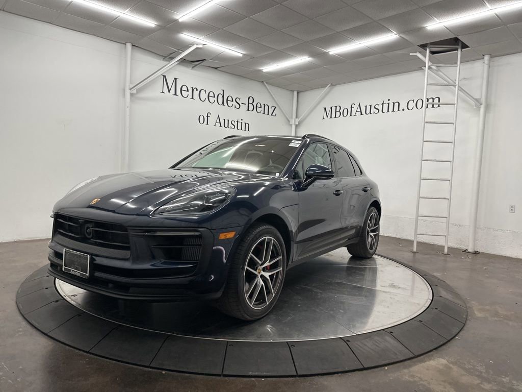 Used 2022 Porsche Macan S image 3