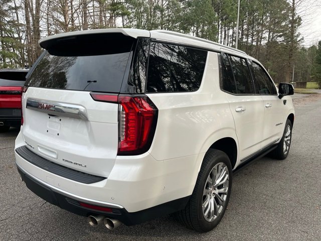 Used 2024 GMC Yukon Denali w/ Advanced Technology Package image 8