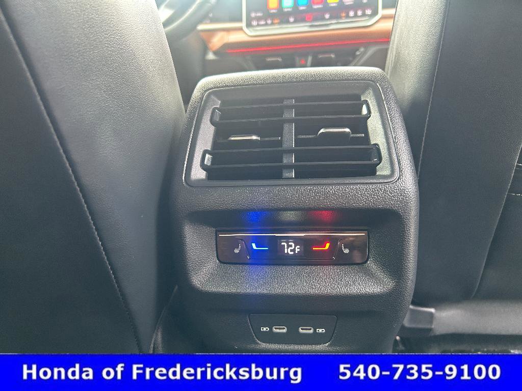 Used 2026 Volkswagen Tiguan SEL R-Line image 30