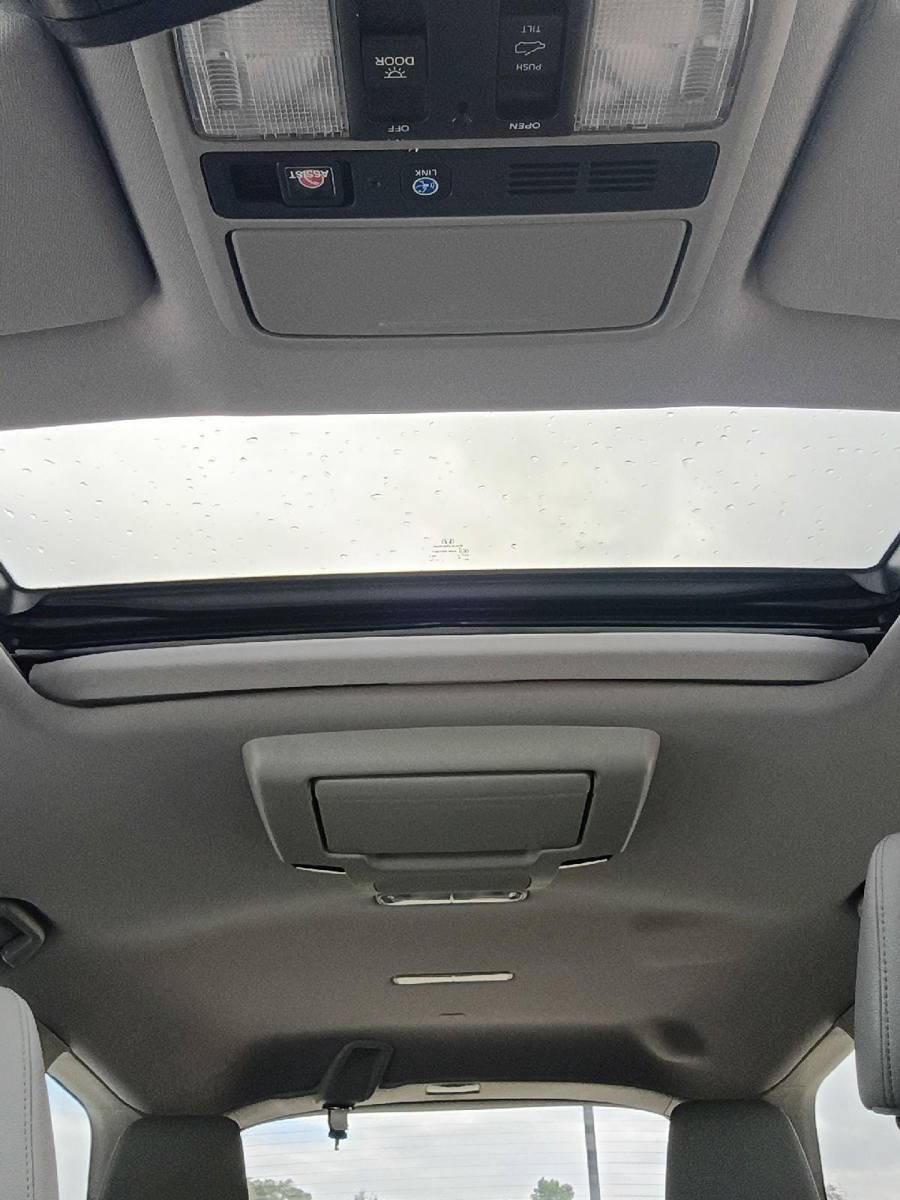 Used 2019 Honda Pilot Touring image 22