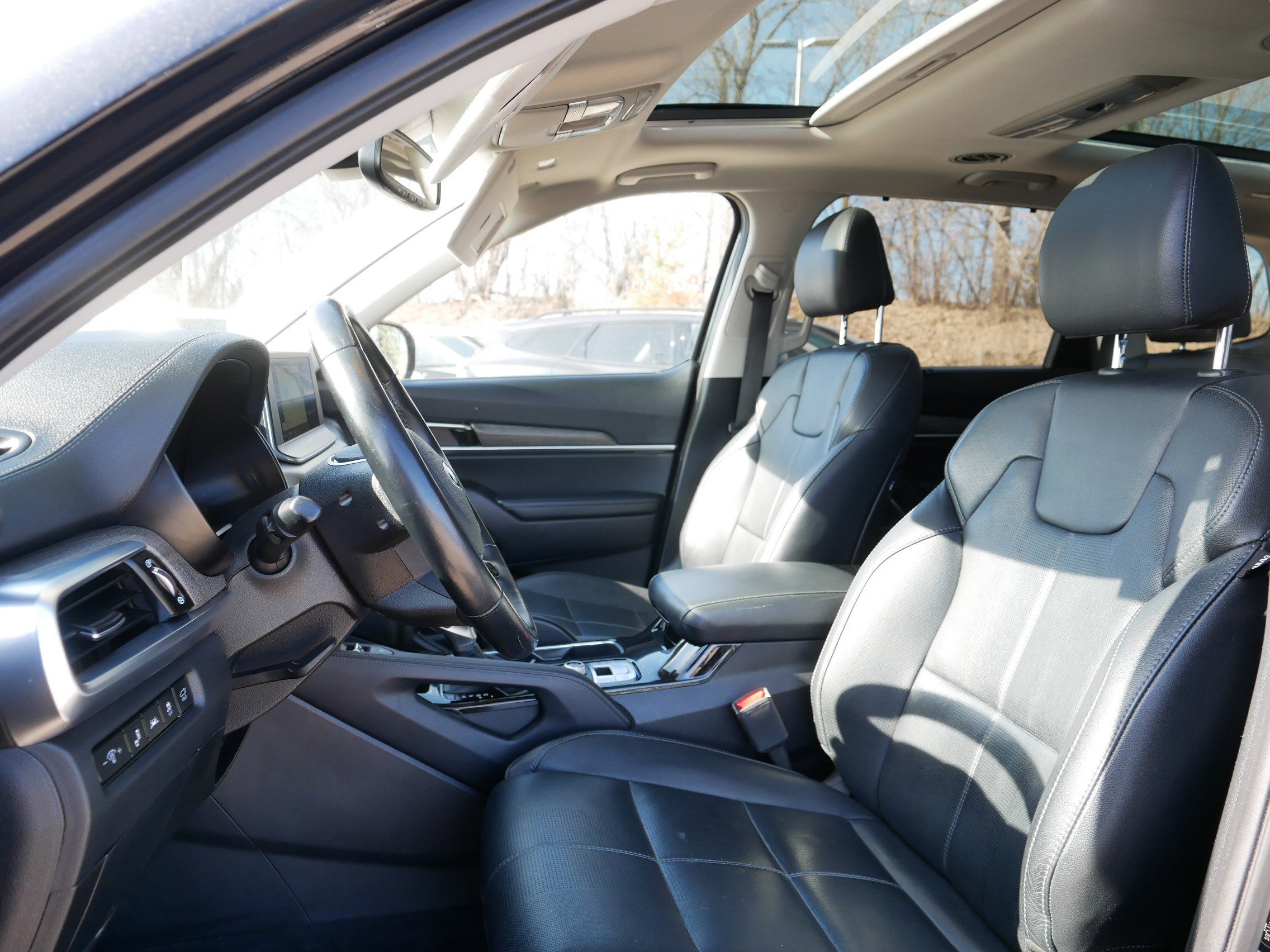 Used 2020 Kia Telluride SX image 35