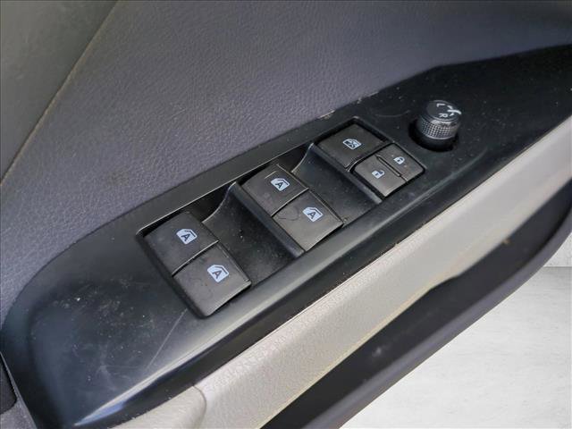 Used 2019 Toyota Camry LE image 12