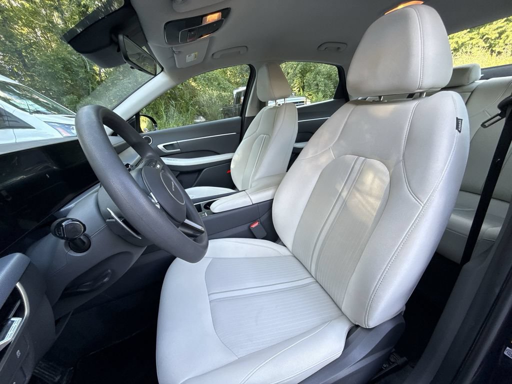 Used 2025 Hyundai Sonata SEL AWD/4WD image 11