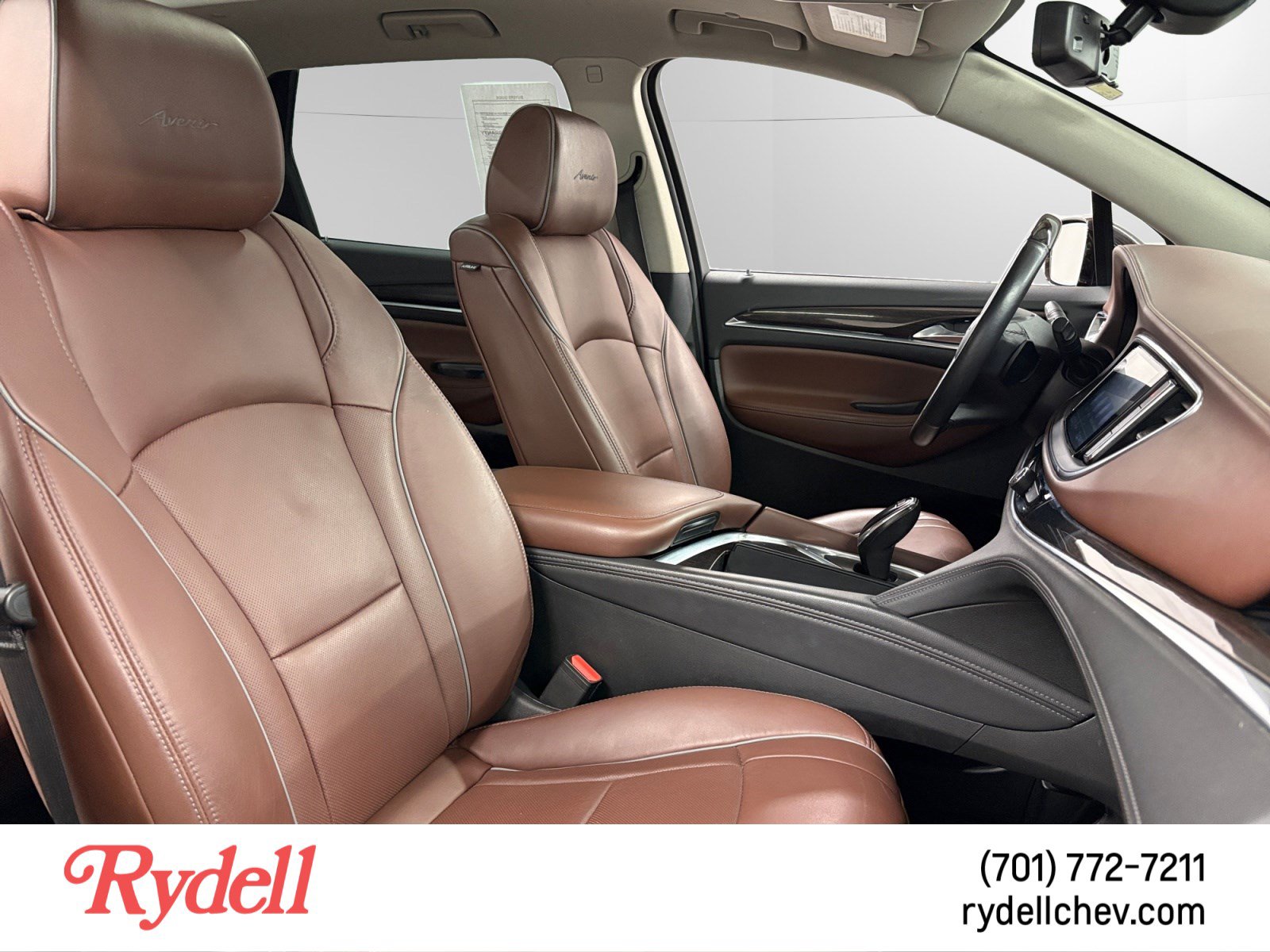 Used 2020 Buick Enclave Avenir w/ Avenir Technology Package image 17